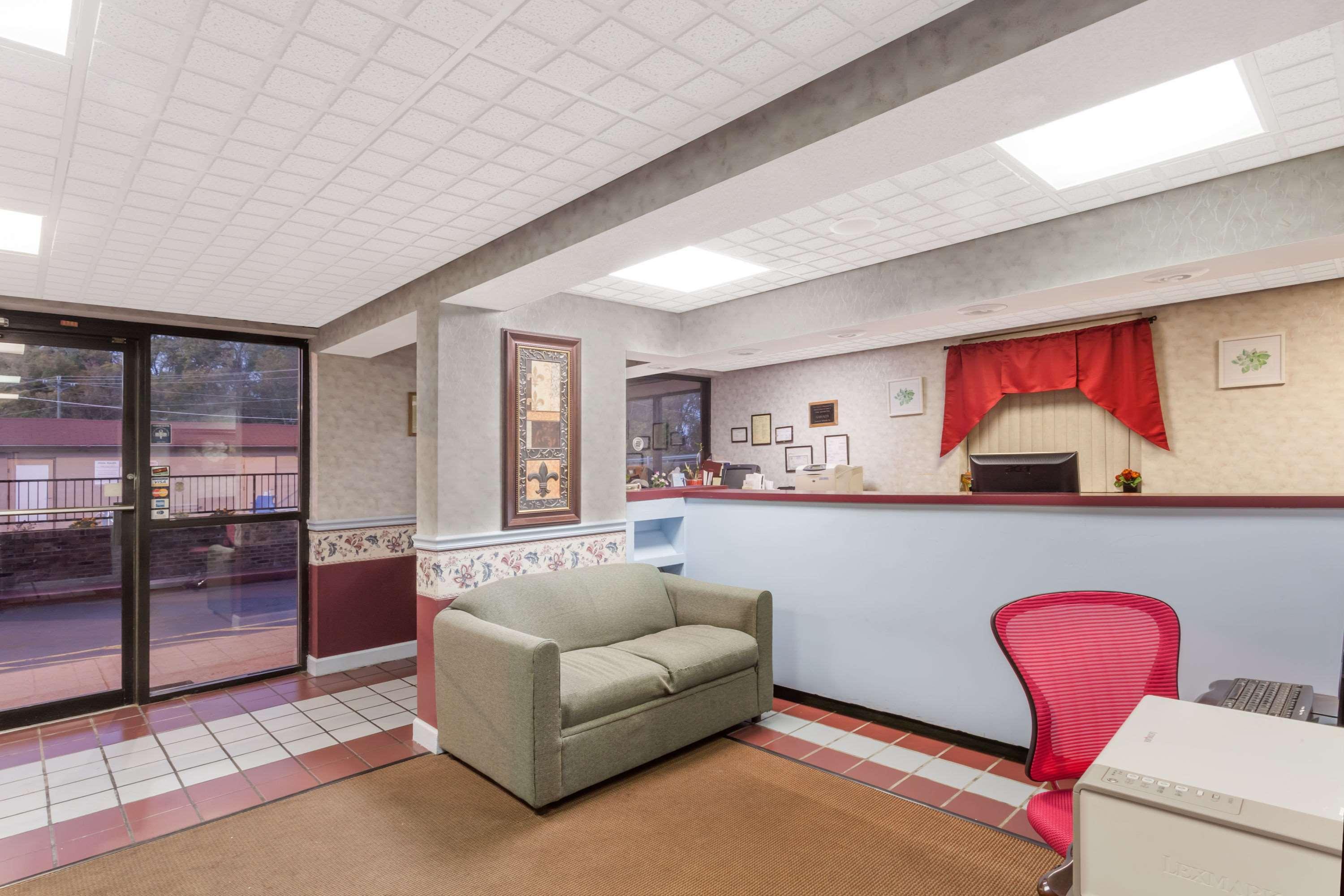 Travelodge By Wyndham Κλάρκσβιλ Εξωτερικό φωτογραφία