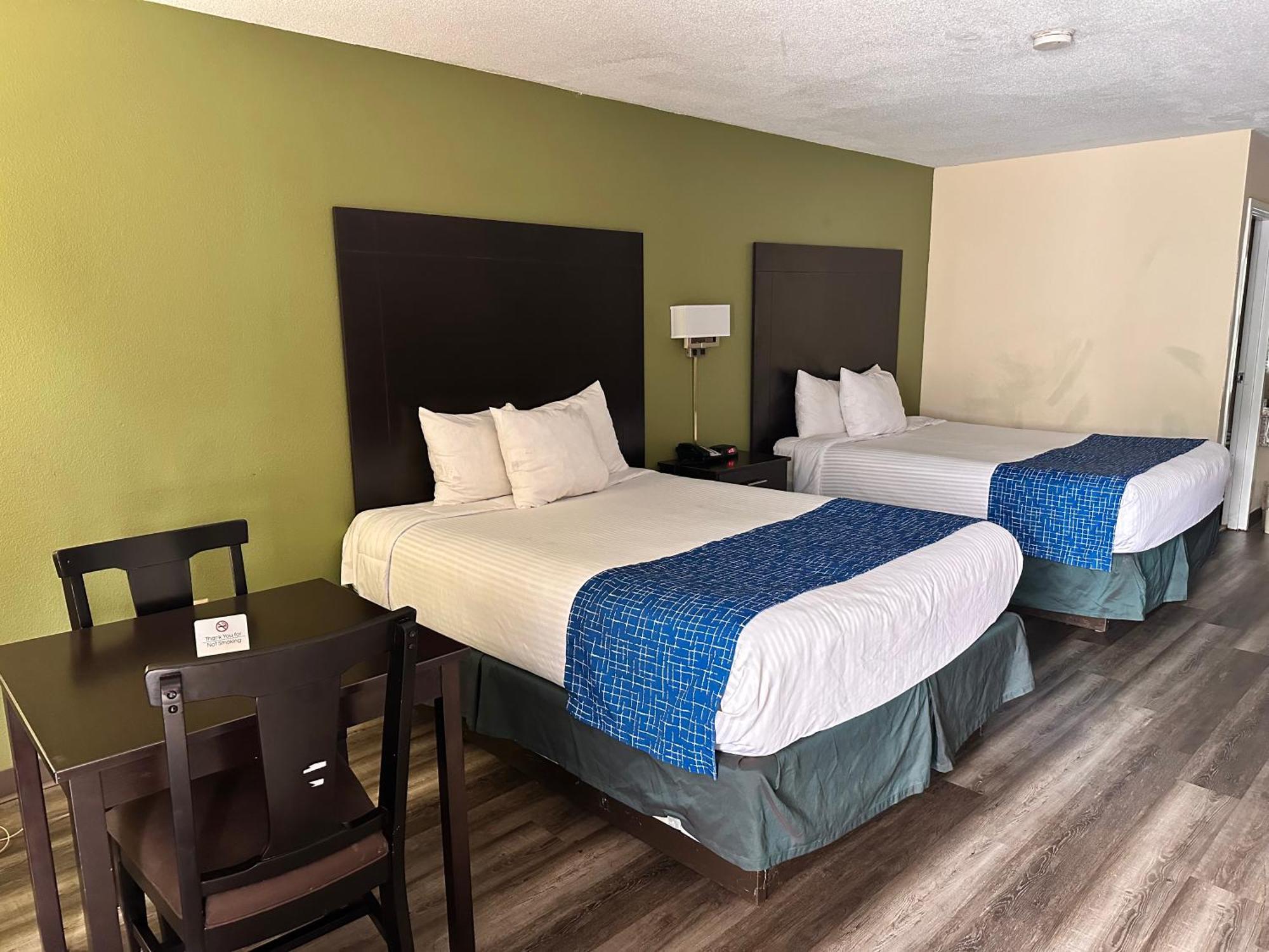Travelodge By Wyndham Κλάρκσβιλ Εξωτερικό φωτογραφία