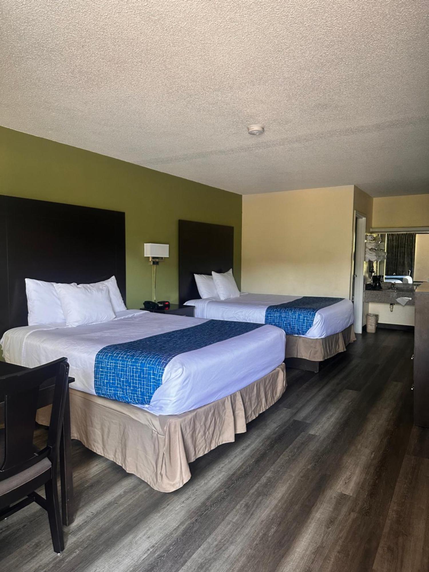 Travelodge By Wyndham Κλάρκσβιλ Εξωτερικό φωτογραφία